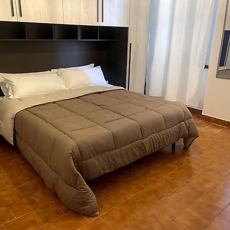 Ridi Che Ti Passa In Vico Lavagna Apartment เจนัว ภายนอก รูปภาพ