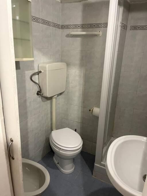 Ridi Che Ti Passa In Vico Lavagna Apartment เจนัว ภายนอก รูปภาพ